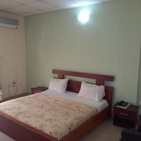 Weaver'S Hotel Abuja Luaran gambar