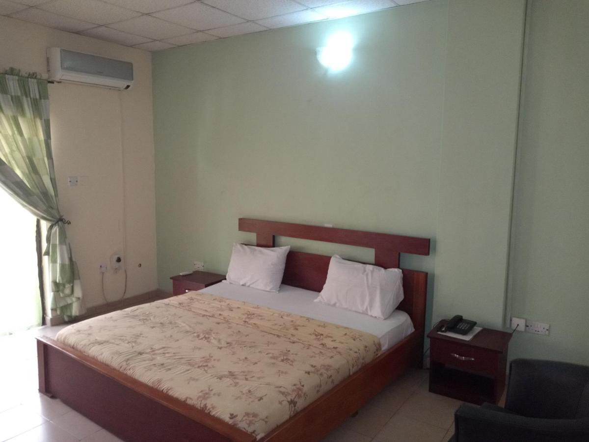 Weaver'S Hotel Abuja Luaran gambar